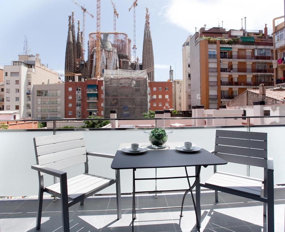 Sensation Sagrada Familia Apartment Barcelona Exterior photo